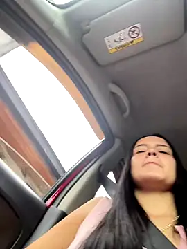 Mia jhoonson online show from 12/19/25, 07:43