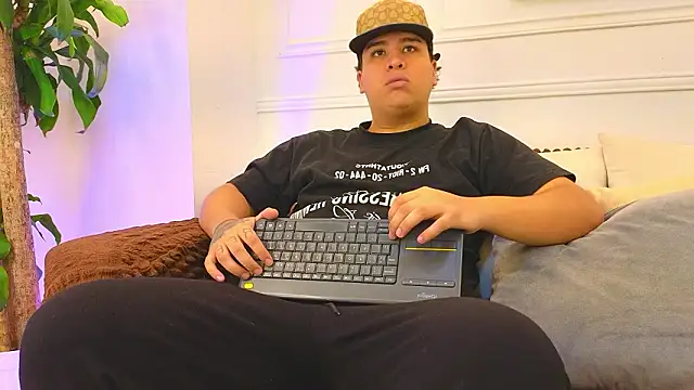 Naim Bennetsex online show from 03/09/26, 06:45