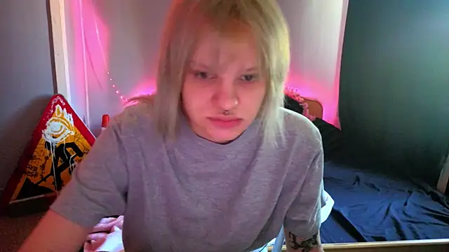 Elieiza xo online show from 05/17/26, 09:06