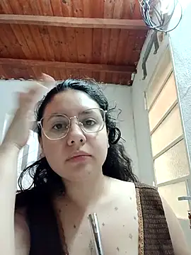 Snapshot of marmary84 chatting on 05/12/26, 06:27 marmary84 online show from 05/12/26, 06:27