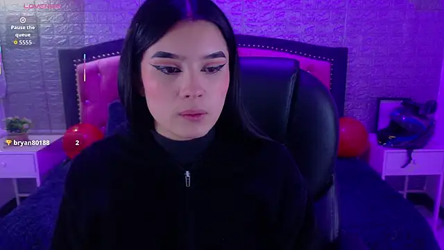 Natalie loffreda online show from 03/06/26, 03:03