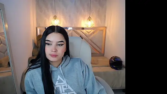 Natalie loffreda online show from 03/19/26, 07:51