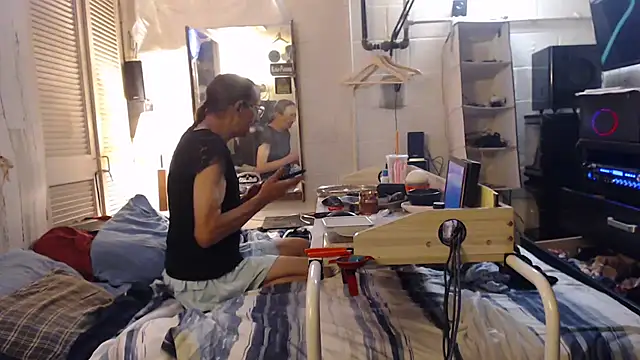 Puff0169 online show from 06/06/26, 04:06