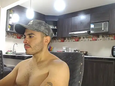 Snapshot of Ana_ThiagoxX chatting on 10/12/25, 07:13 Ana ThiagoxX online show from 10/12/25, 07:13