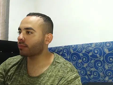 Snapshot of Ana_ThiagoxX chatting on 02/02/26, 06:28 Ana ThiagoxX online show from 02/02/26, 06:28