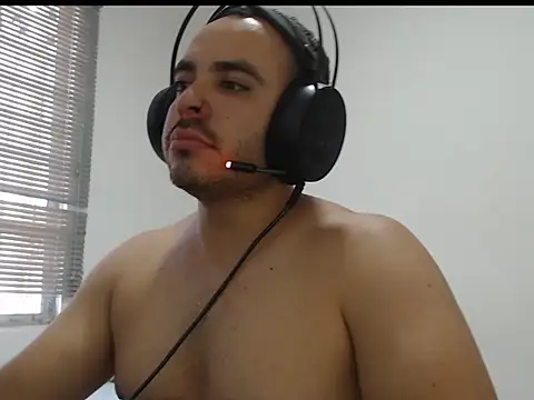 Snapshot of Ana_ThiagoxX chatting on 03/09/26, 09:30 Ana ThiagoxX online show from 03/09/26, 09:30