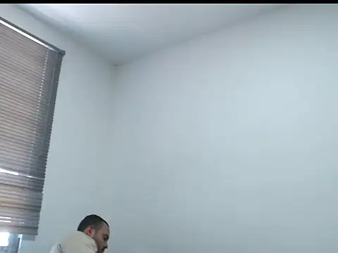 Snapshot of Ana_ThiagoxX chatting on 03/16/26, 07:29 Ana ThiagoxX online show from 03/16/26, 07:29