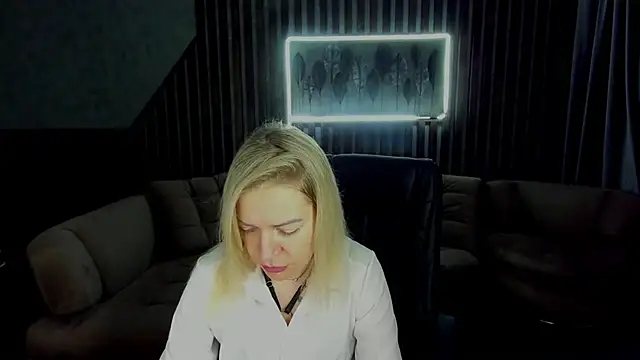 Anna Snows online show from 10/11/25, 05:39