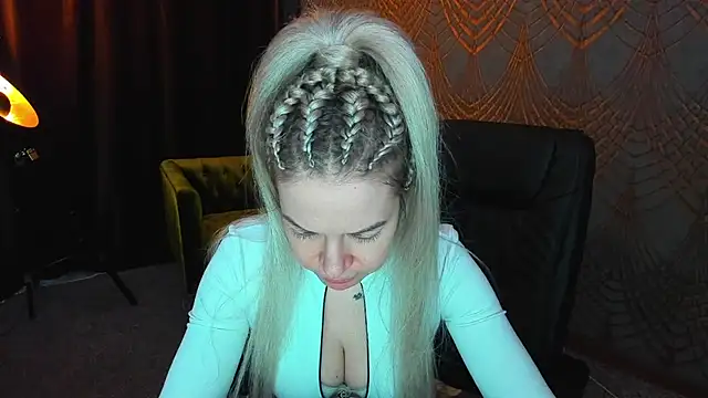 Anna Snows online show from 05/05/26, 05:37