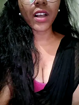 Snapshot of Telugu___Sexygirl___Naidu chatting on 10/15/25, 03:56 Telugu   Sexygirl   Naidu online show from 10/15/25, 03:56