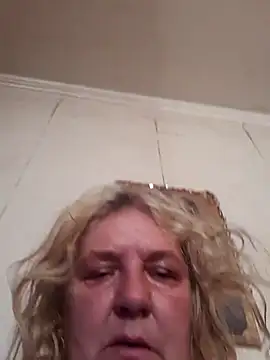 LoveCupid5451 online show from 10/04/25, 06:22