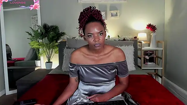 HotStellaaa online show from 10/03/25, 08:22