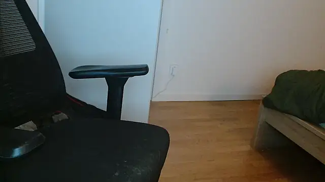 th1  online show from 02/26/26, 04:44