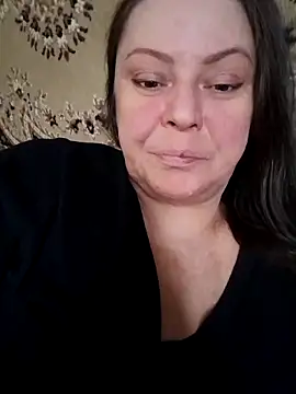 Snapshot of JillOKissx chatting on 11/18/25, 08:08 JillOKissx online show from 11/18/25, 08:08