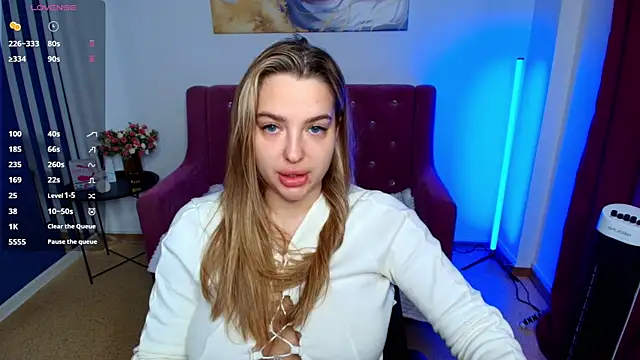 Emma  Ross online show from 05/09/26, 01:55