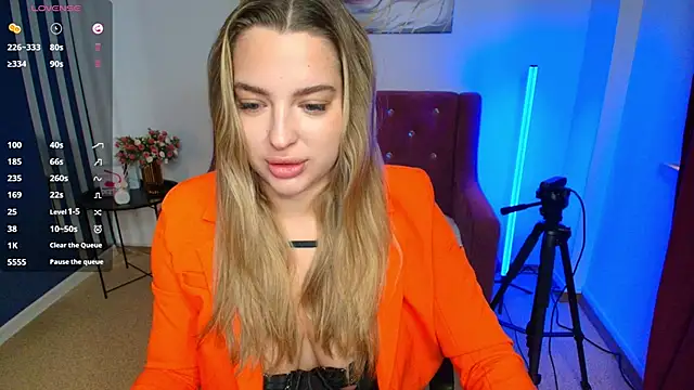 Emma  Ross online show from 06/22/26, 02:02