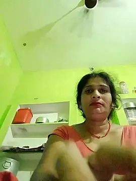 Snapshot of Hot-piuy chatting on 09/12/25, 11:04 Hot-piuy online show from 09/12/25, 11:04