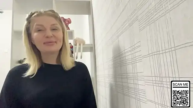 Blondie xoxoxo online show from 11/13/25, 07:24