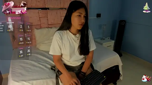 Snapshot of LICKY_LOV chatting on 09/24/25, 03:21 LICKY LOV online show from 09/24/25, 03:21