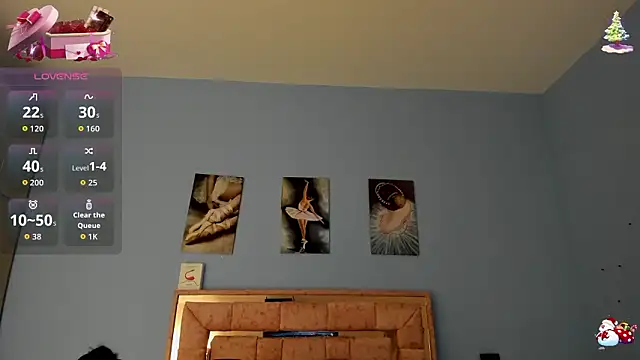 Snapshot of LICKY_LOV chatting on 03/04/26, 03:12 LICKY LOV online show from 03/04/26, 03:12