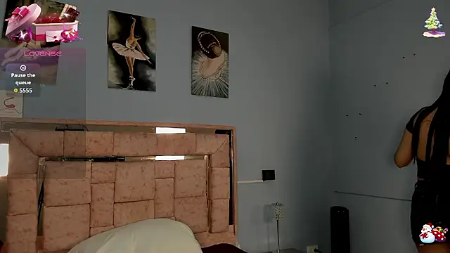 Snapshot of LICKY_LOV chatting on 03/12/26, 03:01 LICKY LOV online show from 03/12/26, 03:01