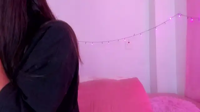 Abby roussee online show from 11/18/25, 01:04