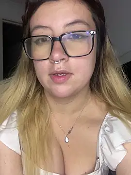 Snapshot of Blair_Bunnyy chatting on 01/07/26, 07:00 Blair Bunnyy online show from 01/07/26, 07:00