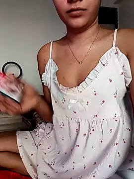 Cutie Shruti online show from 10/03/25, 10:01