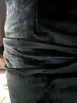 Cutie Shruti online show from 10/24/25, 09:00