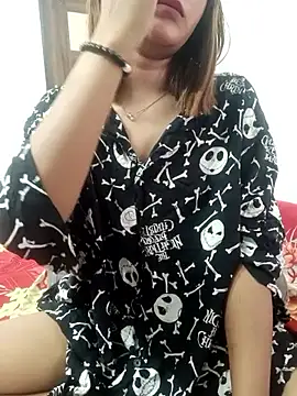 Cutie Shruti online show from 10/30/25, 01:40