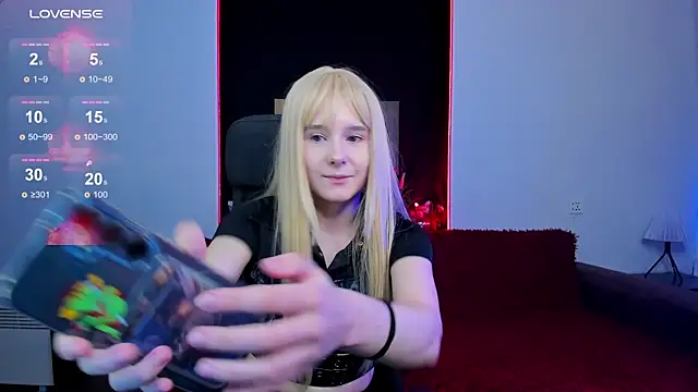 Snapshot of uco_mon chatting on 09/26/25, 03:27 uco mon online show from 09/26/25, 03:27