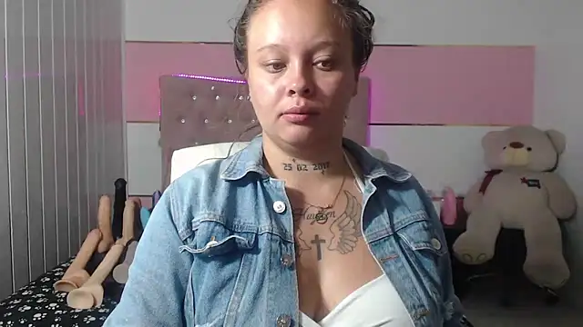 patty squirt  online show from 02/20/25, 02:40