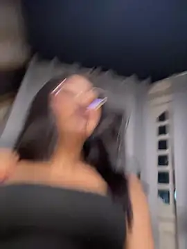 Snapshot of jenn_fit chatting on 01/17/26, 04:17 jenn fit online show from 01/17/26, 04:17