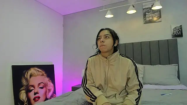 violet and myers online show from 10/22/25, 11:21