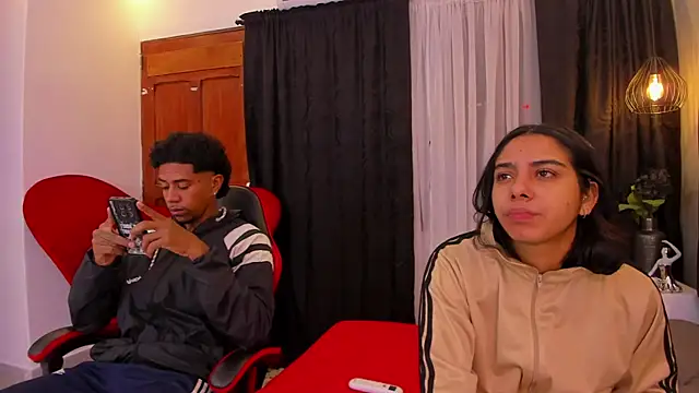 violet and myers online show from 11/30/25, 11:14