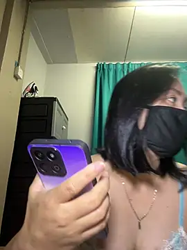 Snapshot of melyiaaa chatting on 02/24/26, 03:21 melyiaaa online show from 02/24/26, 03:21