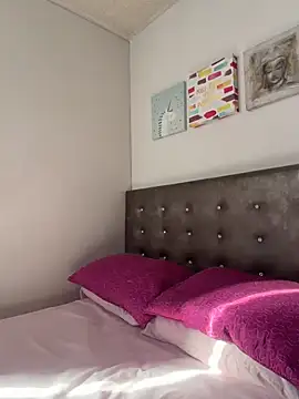 Ashleyroberst online show from 06/27/26, 12:33