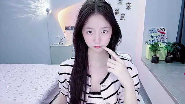 Snapshot of suger-TT chatting on 10/09/25, 06:50 suger-TT online show from 10/09/25, 06:50