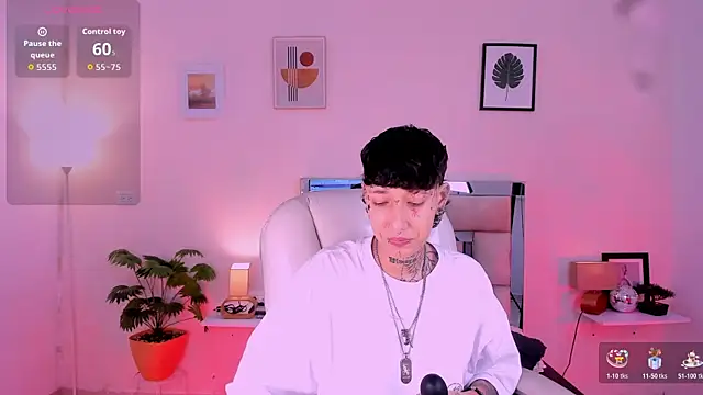 Luci Rose online show from 11/07/25, 03:06