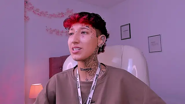 Luci Rose online show from 04/30/26, 07:42