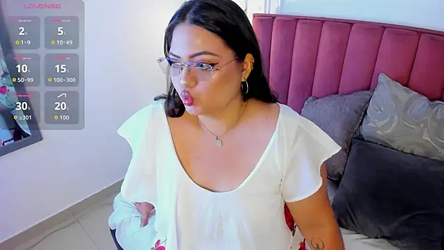 Tessa Sinclaire online show from 10/01/25, 08:15