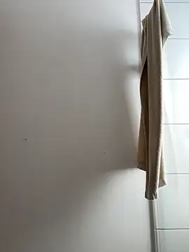 Snapshot of Ccffffjjik chatting on 10/23/25, 11:42 Ccffffjjik online show from 10/23/25, 11:42