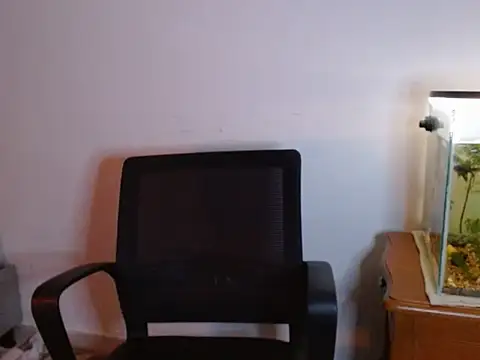 Snapshot of Xtremeplay_18 chatting on 09/19/25, 06:04 Xtremeplay 18 online show from 09/19/25, 06:04