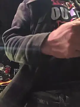 twistafatpipe online show from 11/01/25, 07:49