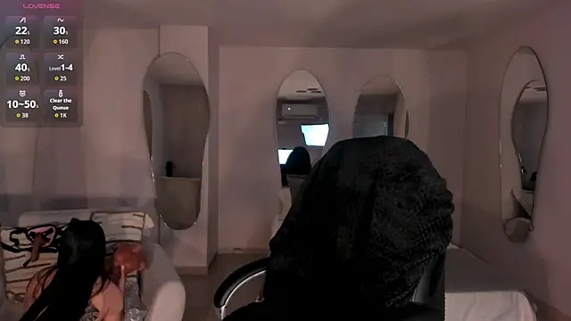 MilaColeman online show from 10/11/25, 06:50