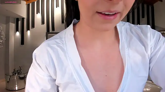 MilaColeman online show from 02/22/26, 11:36