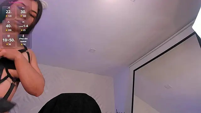 Snapshot of MilaColeman chatting on 03/26/26, 03:34 MilaColeman online show from 03/26/26, 03:34