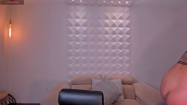 AmberColors  online show from 09/15/25, 07:25