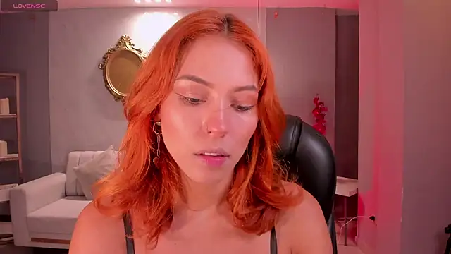 AmberColors  online show from 11/14/25, 07:23