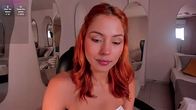 AmberColors  online show from 11/21/25, 07:34